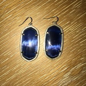 Navy Kendra Scott Danielle drop earrings